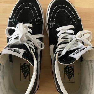 Vans platform high-top shoes